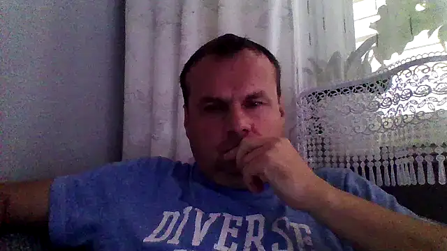 Snapshot of grzes19763 chatting on 06/11/26, 09:18 grzes19763 online show from 06/11/26, 09:18