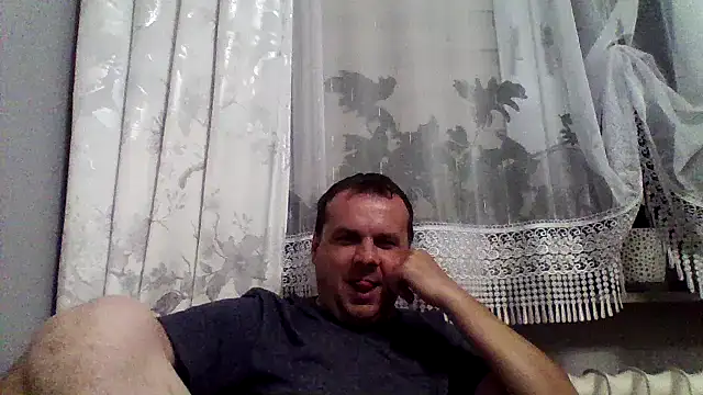 grzes19763 online show from 06/18/26, 08:02