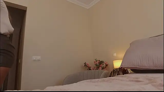 Snapshot of your_poison-girl chatting on 02/01/26, 02:37 your poison-girl online show from 02/01/26, 02:37