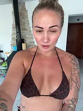 Snapshot of NastyMilf_ chatting on 09/21/25, 10:50 NastyMilf online show from 09/21/25, 10:50