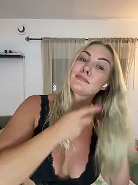 Snapshot of NastyMilf_ chatting on 10/04/25, 07:45 NastyMilf online show from 10/04/25, 07:45