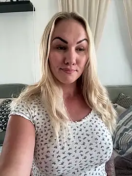 Snapshot of NastyMilf_ chatting on 11/24/25, 12:49 NastyMilf online show from 11/24/25, 12:49