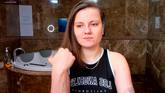 MelindaTin online show from 02/26/26, 07:40