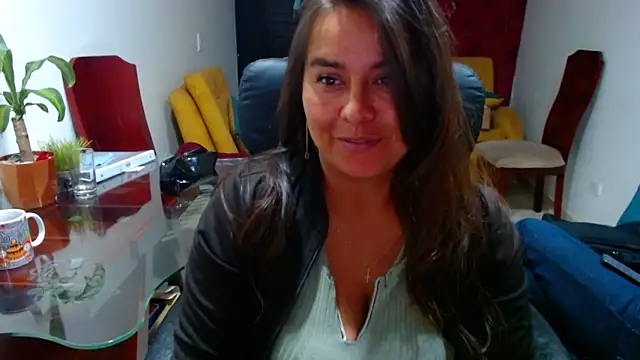 Ixchel Anaid online show from 02/20/25, 02:51
