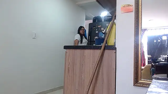 Ixchel Anaid online show from 03/01/25, 12:56