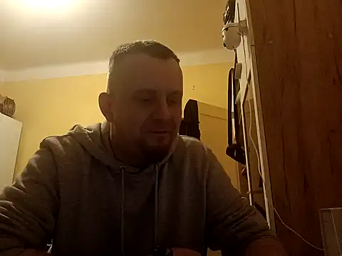 Snapshot of MrWhitePL chatting on 02/01/25, 09:40 MrWhitePL online show from 02/01/25, 09:40