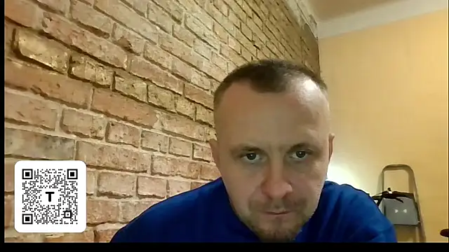 Snapshot of MrWhitePL chatting on 11/09/25, 05:11 MrWhitePL online show from 11/09/25, 05:11