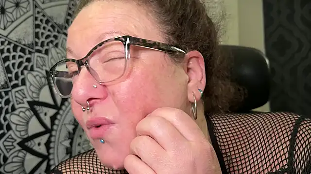 Miss Phat Booty online show from 09/27/25, 01:32