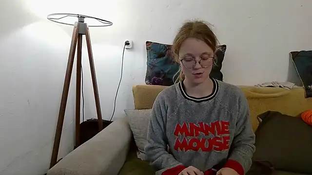 little-leni online show from 01/07/26, 08:00