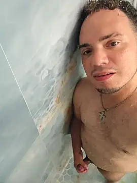 latinoflpr online show from 09/21/25, 01:29