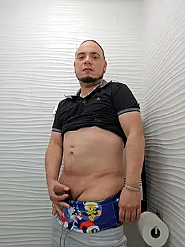 latinoflpr online show from 03/13/26, 08:04