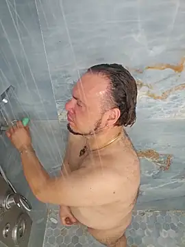 latinoflpr online show from 04/21/26, 01:18