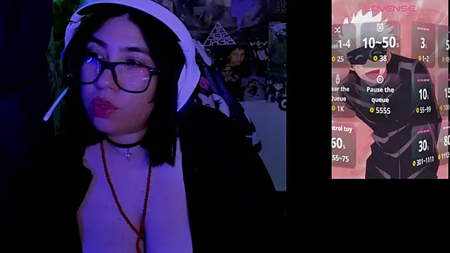 Snapshot of lalisa8 chatting on 09/21/25, 03:41 lalisa8 online show from 09/21/25, 03:41