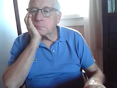 Snapshot of johnjohn622662 chatting on 09/08/25, 03:44 johnjohn622662 online show from 09/08/25, 03:44