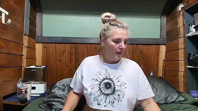 lisaxlovexxx online show from 04/22/26, 04:30