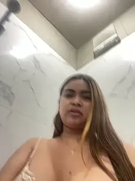 Snapshot of Bombshell_Ashy chatting on 02/27/25, 04:52 Bombshell Ashy online show from 02/27/25, 04:52