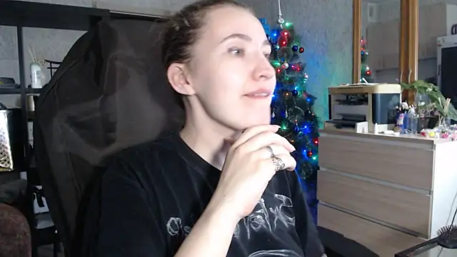 AnKey Rayah online show from 12/28/24, 01:39