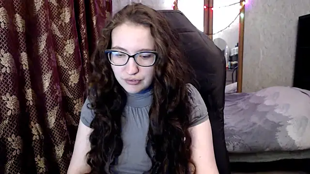 AnKey Rayah online show from 04/18/26, 10:32