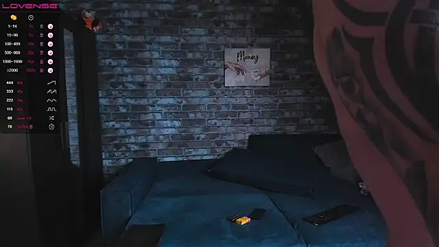 mark normal online show from 02/06/26, 02:49