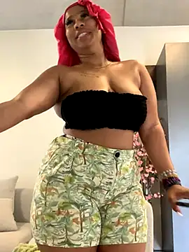 Snapshot of CurvyDesire1 chatting on 10/19/25, 05:52 CurvyDesire1 online show from 10/19/25, 05:52