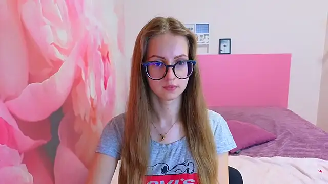 AliceAdams online show from 03/30/26, 07:42