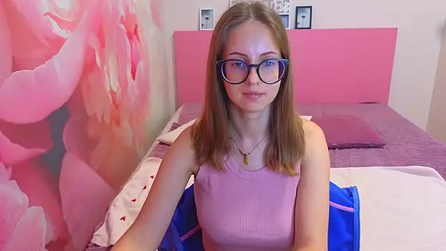 AliceAdams online show from 07/04/26, 07:25