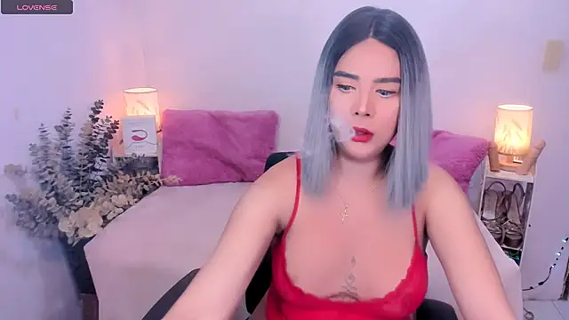Snapshot of AmazingDREAMGirl chatting on 10/11/25, 05:33 AmazingDREAMGirl online show from 10/11/25, 05:33