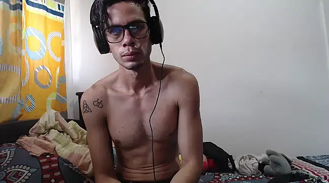 alisterxxx online show from 02/01/25, 02:56