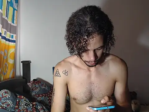 alisterxxx online show from 09/28/25, 11:59