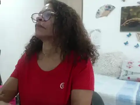 BustyMilf  online show from 03/21/25, 11:55