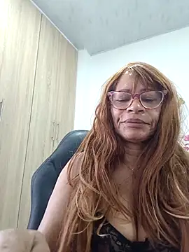 Snapshot of BustyMilf_ chatting on 05/06/26, 12:43 BustyMilf online show from 05/06/26, 12:43