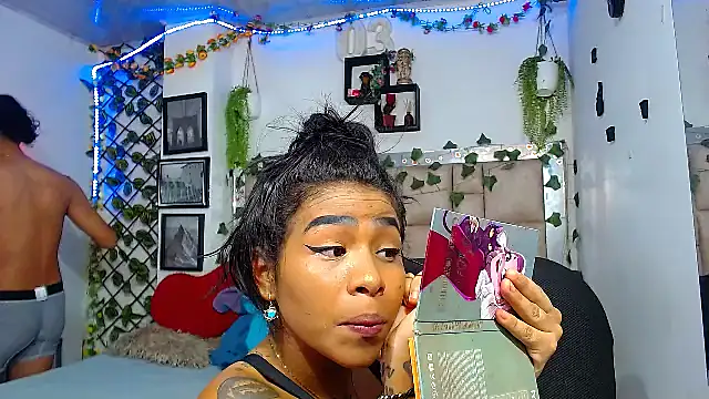 thamarasehein online show from 01/28/25, 03:15