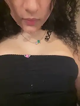 Snapshot of miaoberoi chatting on 12/03/24, 06:38 miaoberoi online show from 12/03/24, 06:38