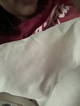 Snapshot of miaoberoi chatting on 01/23/25, 06:17 miaoberoi online show from 01/23/25, 06:17