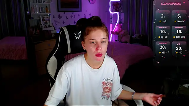 Kira honeyy online show from 09/09/25, 11:10