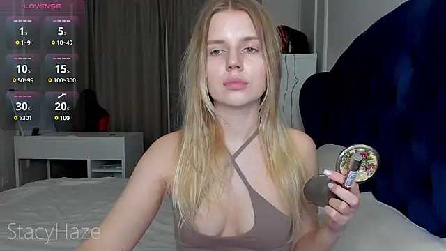 stussy3325 online show from 02/25/25, 04:53