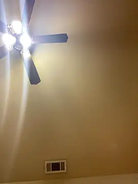 Snapshot of MzParker chatting on 01/11/26, 07:35 MzParker online show from 01/11/26, 07:35