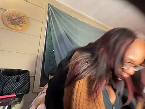 Snapshot of AlexaTheSlut chatting on 01/20/25, 02:46 AlexaTheSlut online show from 01/20/25, 02:46