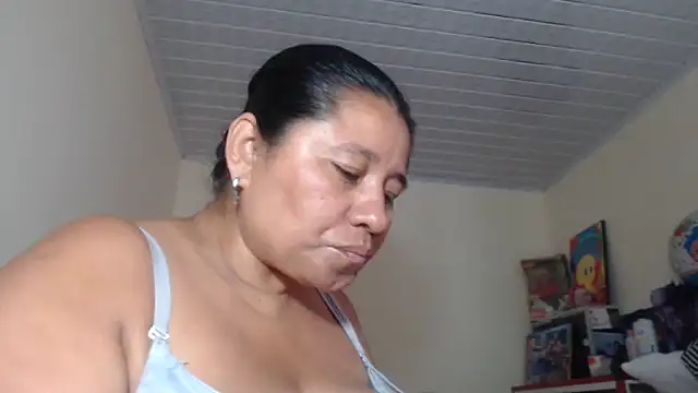 adrixxx38 online show from 10/04/25, 04:49