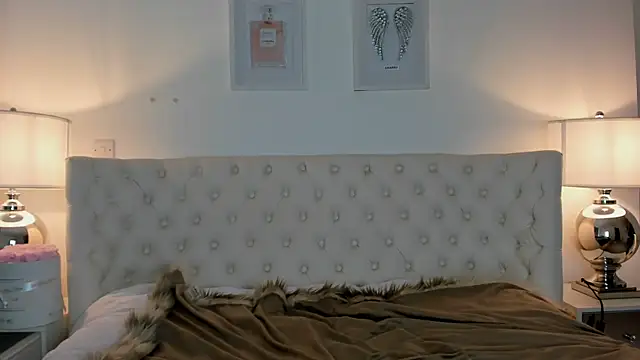 JessicaJames23 online show from 03/21/25, 10:17