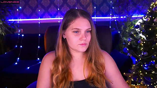 Snapshot of VinnaSky chatting on 12/08/24, 01:36 VinnaSky online show from 12/08/24, 01:36