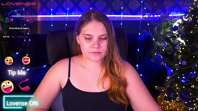 Snapshot of VinnaSky chatting on 12/08/24, 04:50 VinnaSky online show from 12/08/24, 04:50