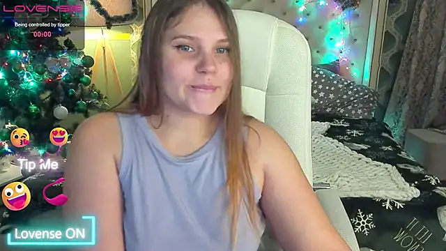 Snapshot of VinnaSky chatting on 12/13/24, 08:04 VinnaSky online show from 12/13/24, 08:04