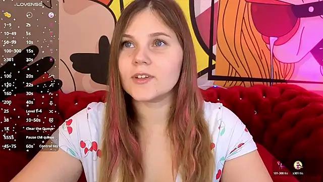 Snapshot of VinnaSky chatting on 11/11/25, 07:30 VinnaSky online show from 11/11/25, 07:30