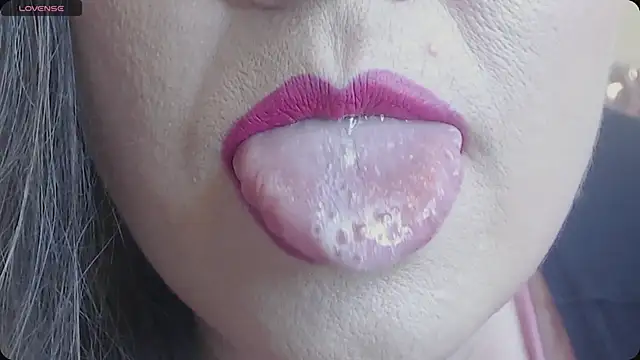 Snapshot of Lady_Adrianna chatting on 01/13/25, 11:06 Lady Adrianna online show from 01/13/25, 11:06