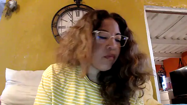 Snapshot of mila38 chatting on 09/24/25, 07:55 mila38 online show from 09/24/25, 07:55