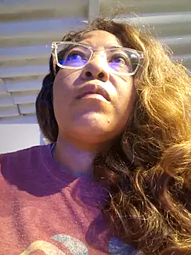 mila38 online show from 10/28/25, 05:48