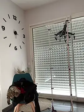 Clara-xoxo online show from 03/04/25, 02:32