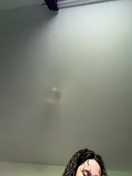 Clara-xoxo online show from 01/11/26, 01:49