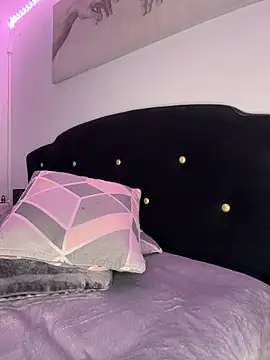 Clara-xoxo online show from 03/27/26, 10:09